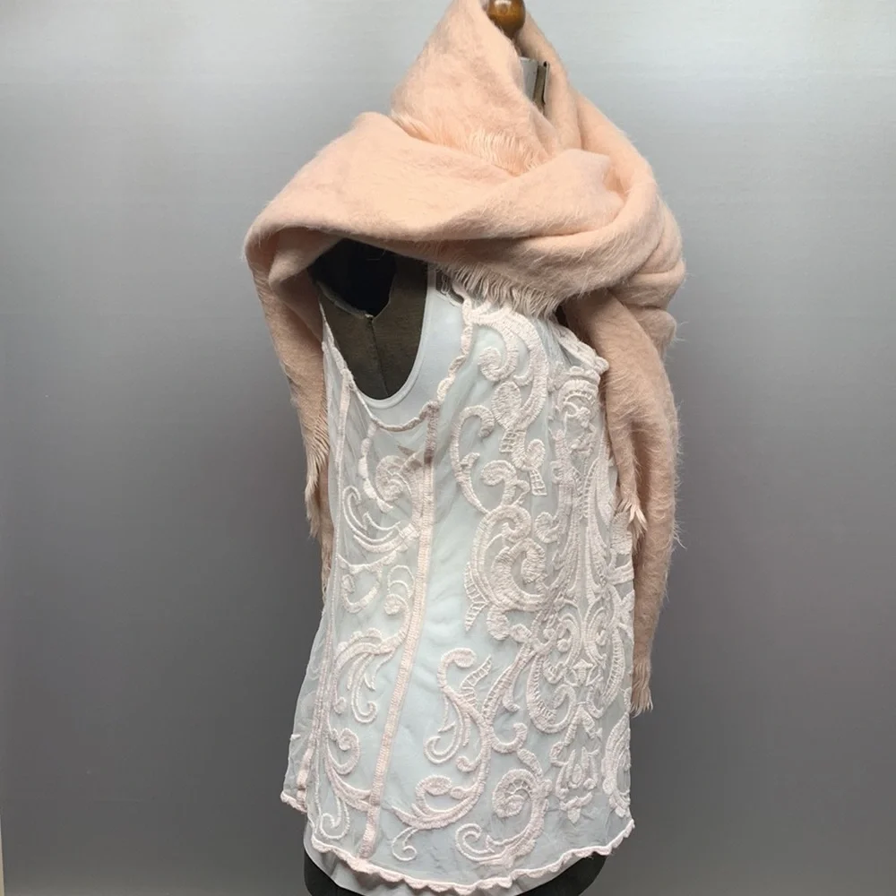 Soft pink blush fabric Forever 21 NWT extra large soft cozy one size fringy fun